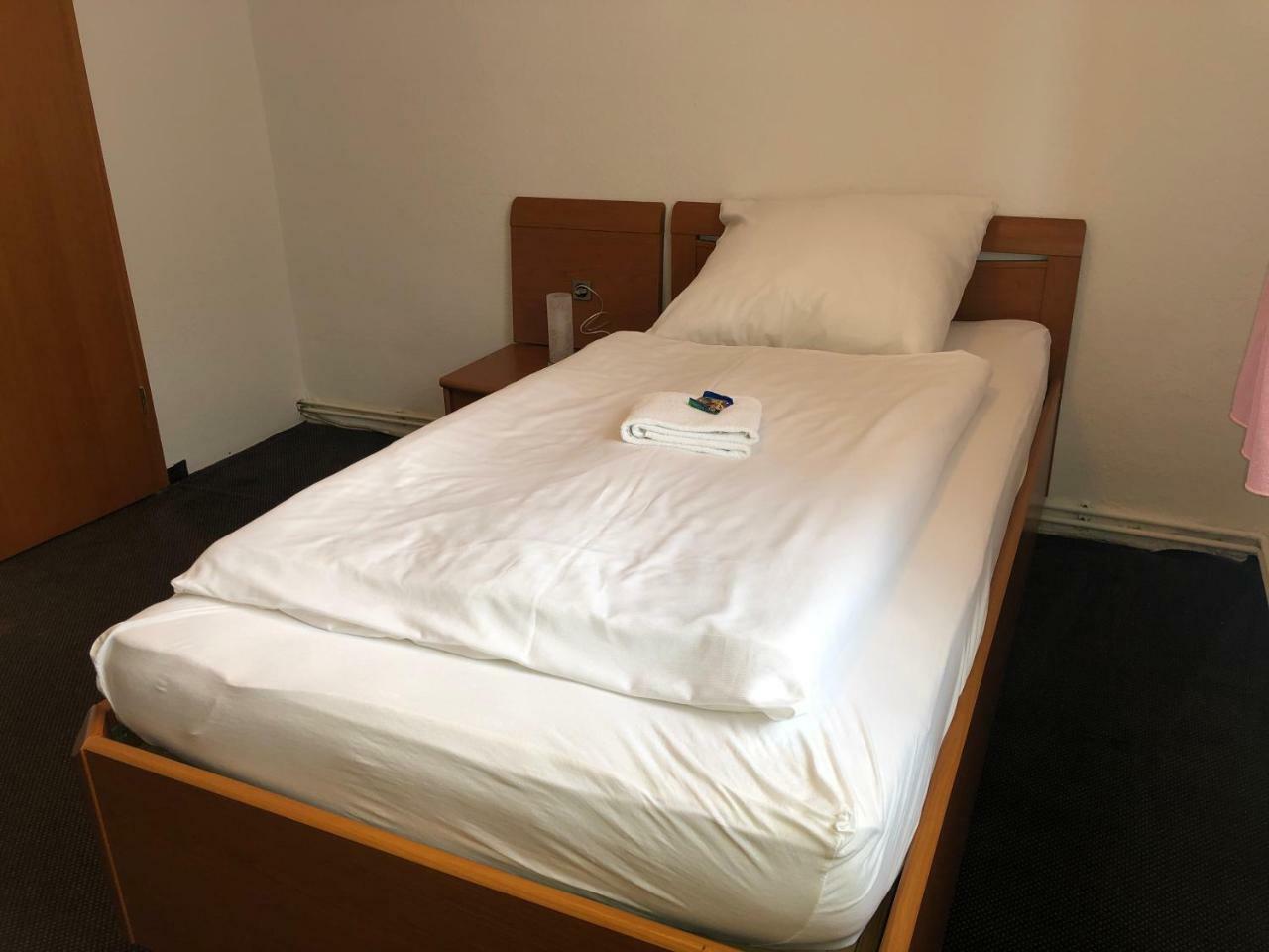 Hotel Mivano Lehrte Extérieur photo